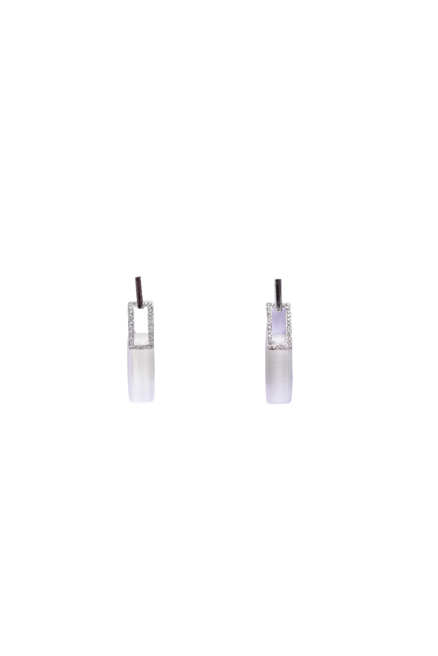 Namokriti Contemporary Long Drop Earrings – Minimalist Style for Everyday Glam